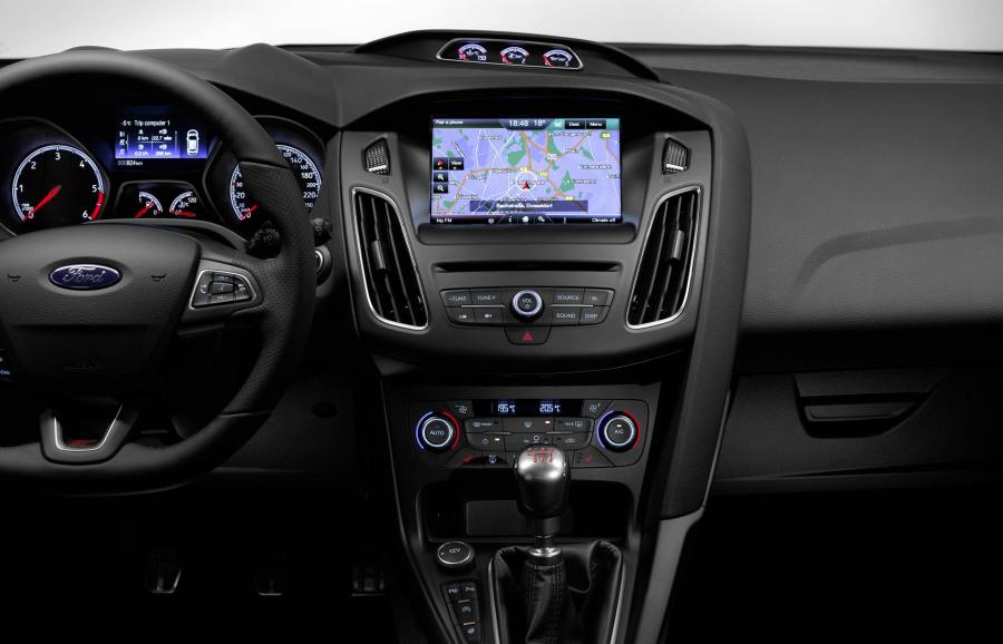  Ford Focus ST 2014 года  (фото 8 из 60)